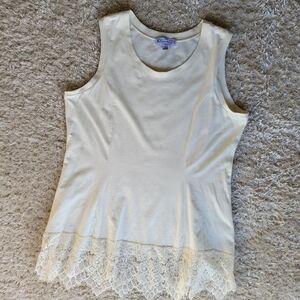 Kathleen Kirkwood cream / off-white sleeveless tunic top with lace trim size xl